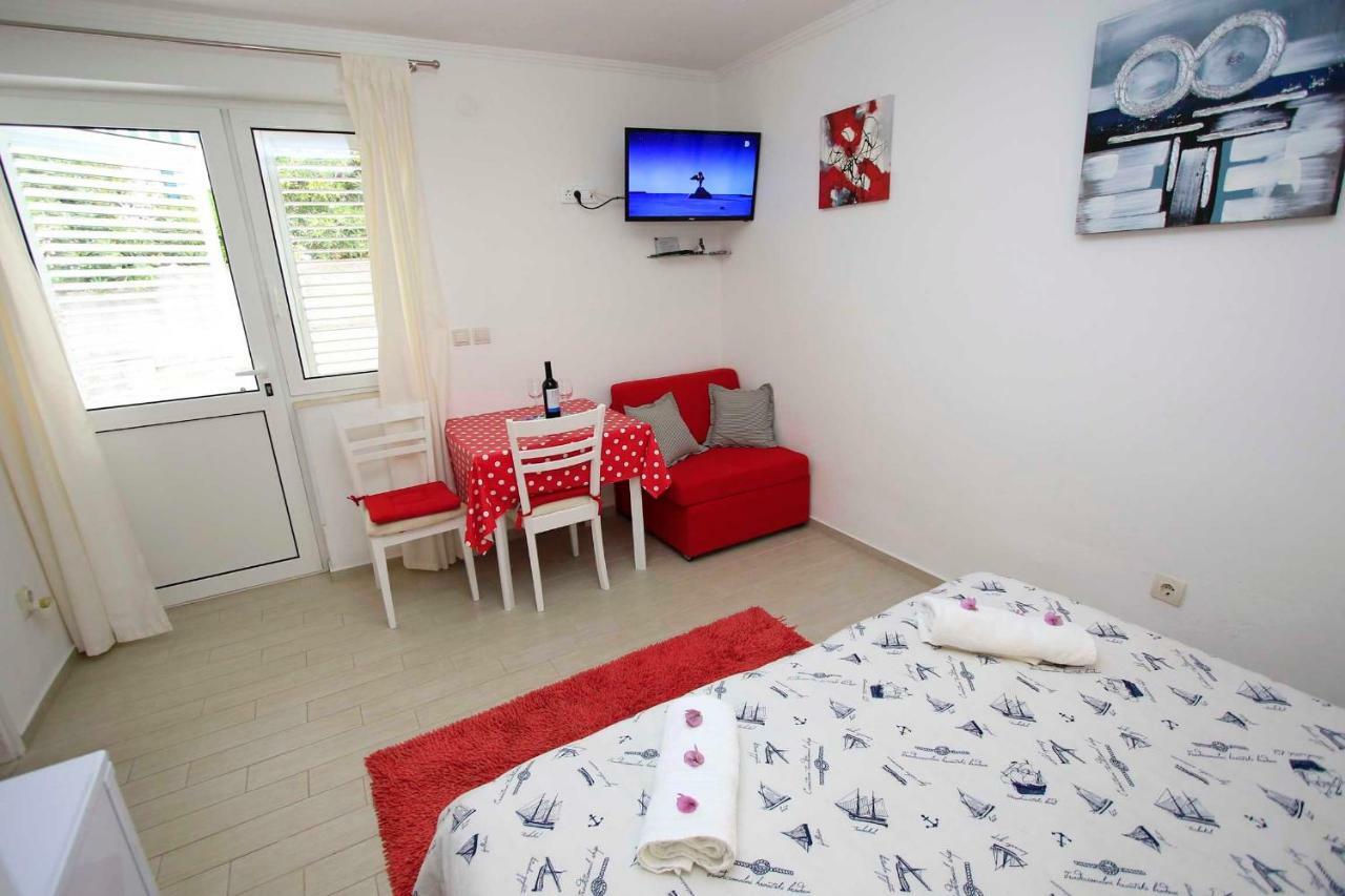Apartmani Ivona & Ivo Makarska Exterior foto